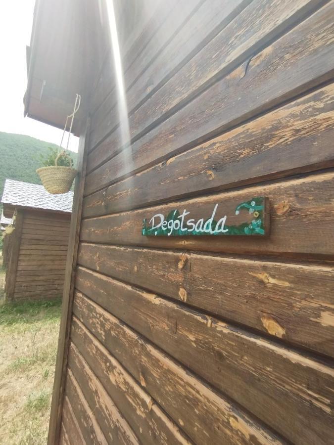 Camping La Zarapica - Palacios Del Sil Exteriér fotografie